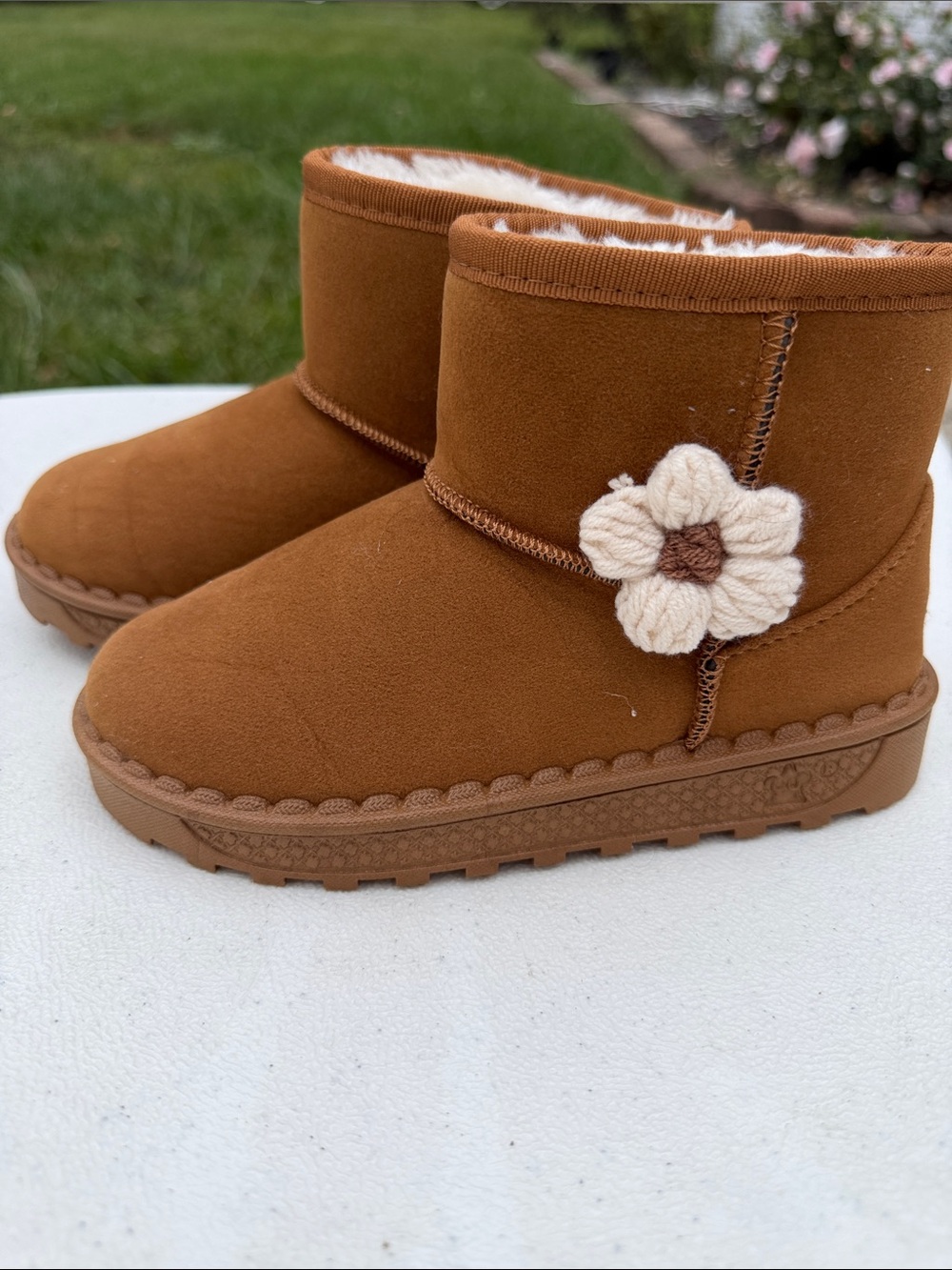 Girls' Brown Cozy Flower-Accent Winter Boots